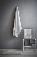 NARCISO-Bath-Towel-LA-FABBRICA-DEL-LINO-556971-reld07d9e47.jpg thumb image